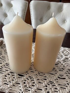 Partylite Vanilla Pillar Candles 4” x 9 1/2” - Set of 2 - Vintage